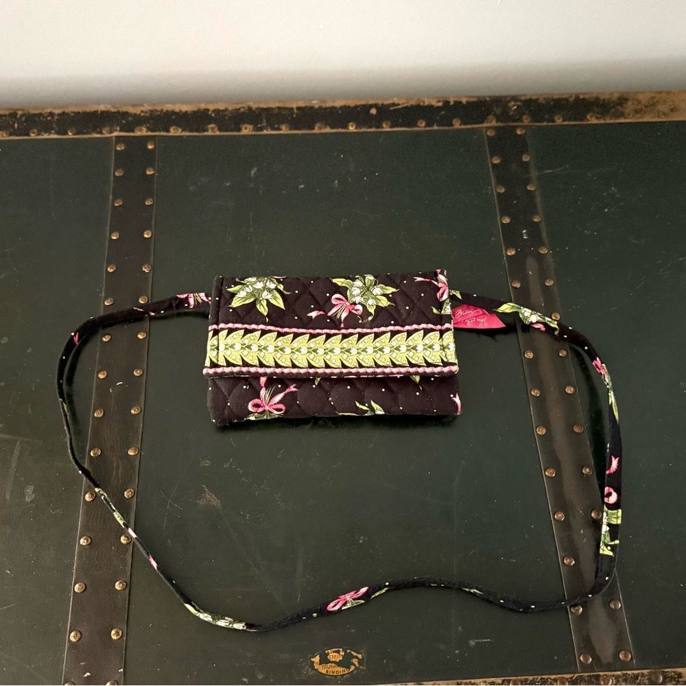 Vera Bradley  black and pink tulip and bows quilted wristlet mini purse